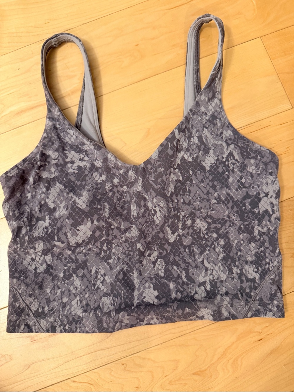 Lululemon Align Tank Top Size 6 Snakeskin Snake Print Grey Black Crop Shelf Bra